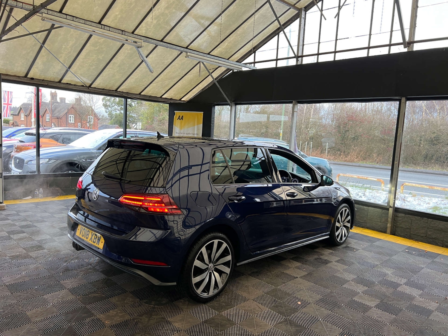 Used Volkswagen Golf 2018 for sale - 77125205: Photo 7