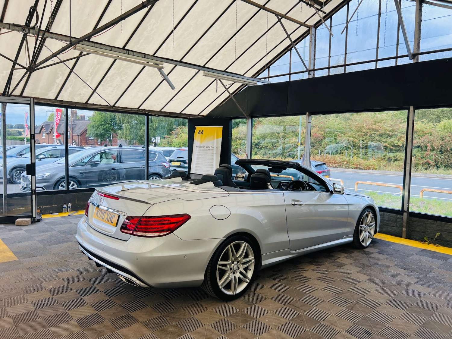 Used Mercedes-Benz E Class 2016 for sale - 76919176: Photo 16