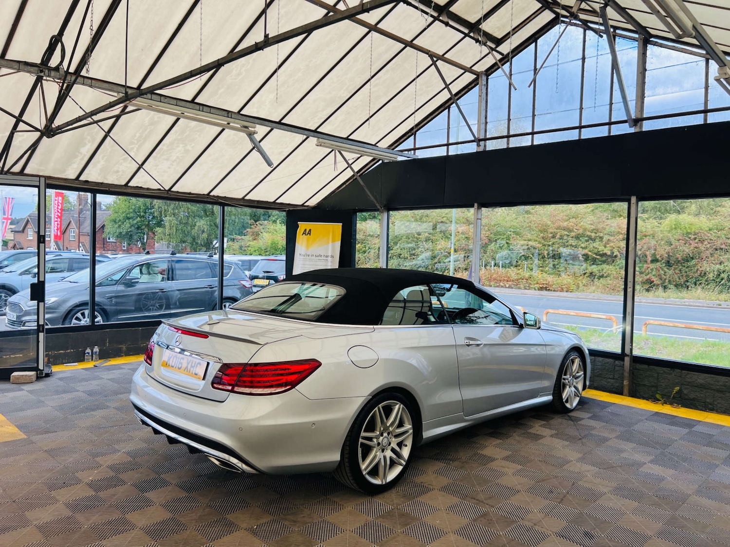 Used Mercedes-Benz E Class 2016 for sale - 76919176: Photo 18