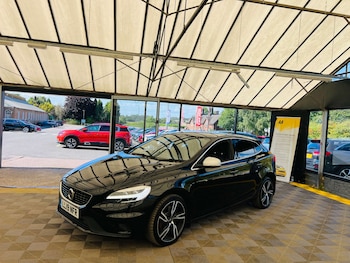 Used Volvo V40 2019 for sale - 75482118: Photo