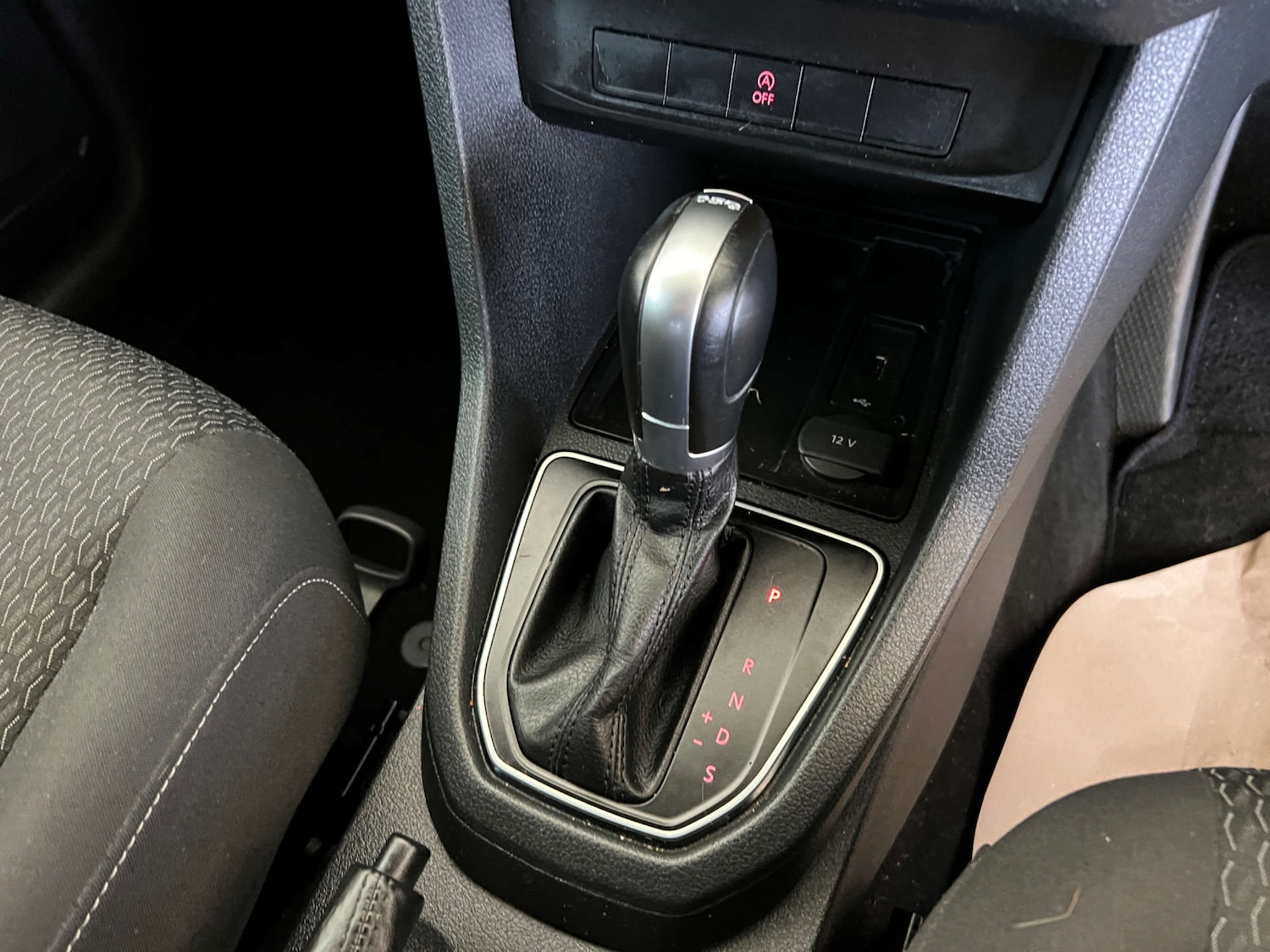 Used Volkswagen Caddy Life 2017 for sale - 76735791: Photo 16