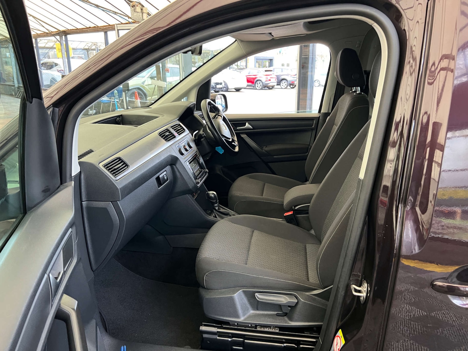 Used Volkswagen Caddy Life 2017 for sale - 76735791: Photo 19