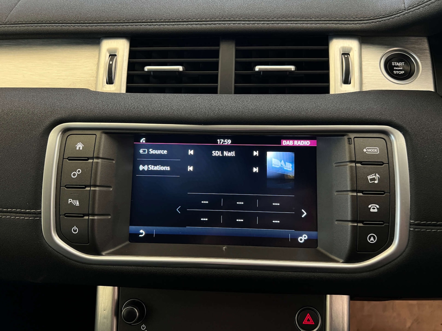 Used Land Rover Range Rover Evoque 2017 for sale - 77628809: Photo 17