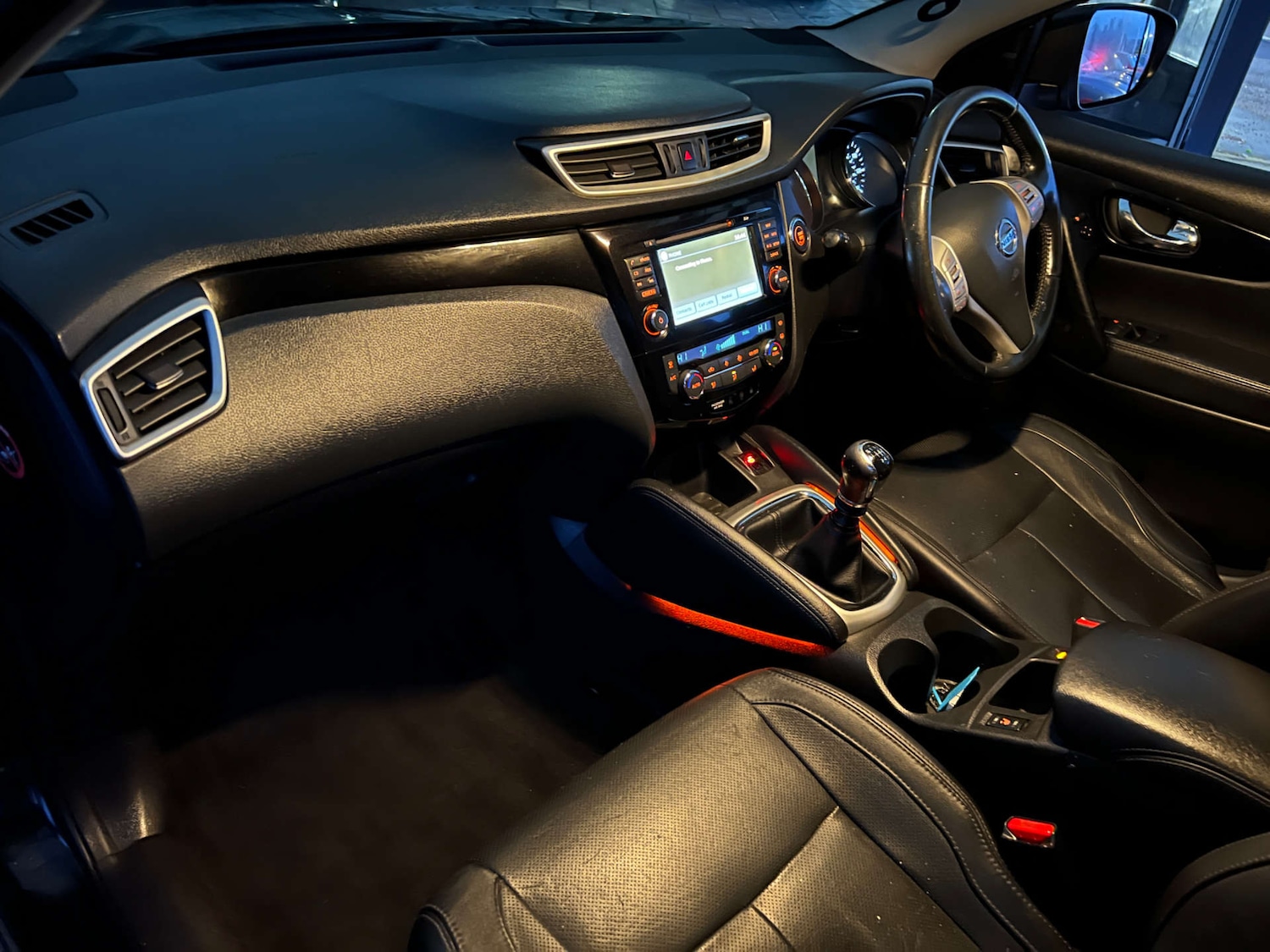 Used Nissan Qashqai 2015 for sale - 77245585: Photo 19