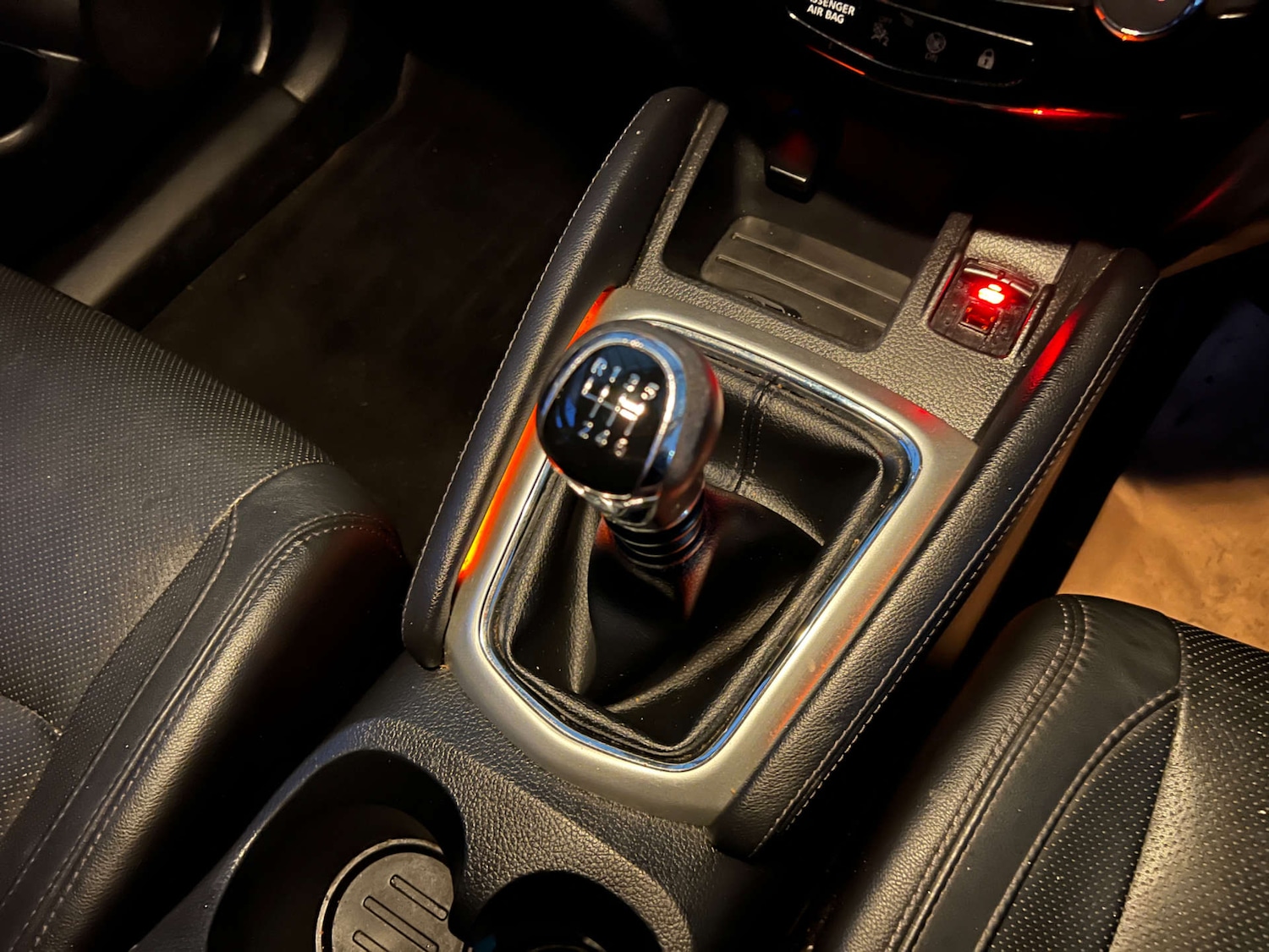 Used Nissan Qashqai 2015 for sale - 77245585: Photo 8