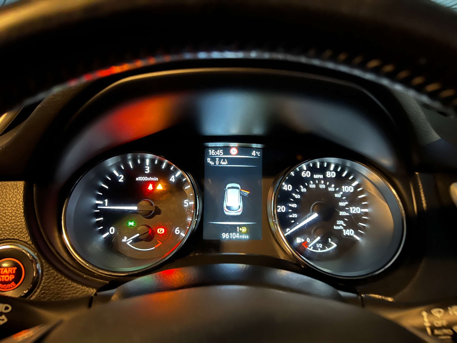 Used Nissan Qashqai 2015 for sale - 77245585: Photo 9