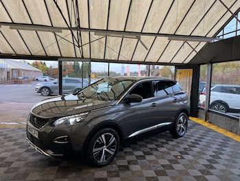 Used Peugeot 3008 2019 for sale - 76483228: Photo