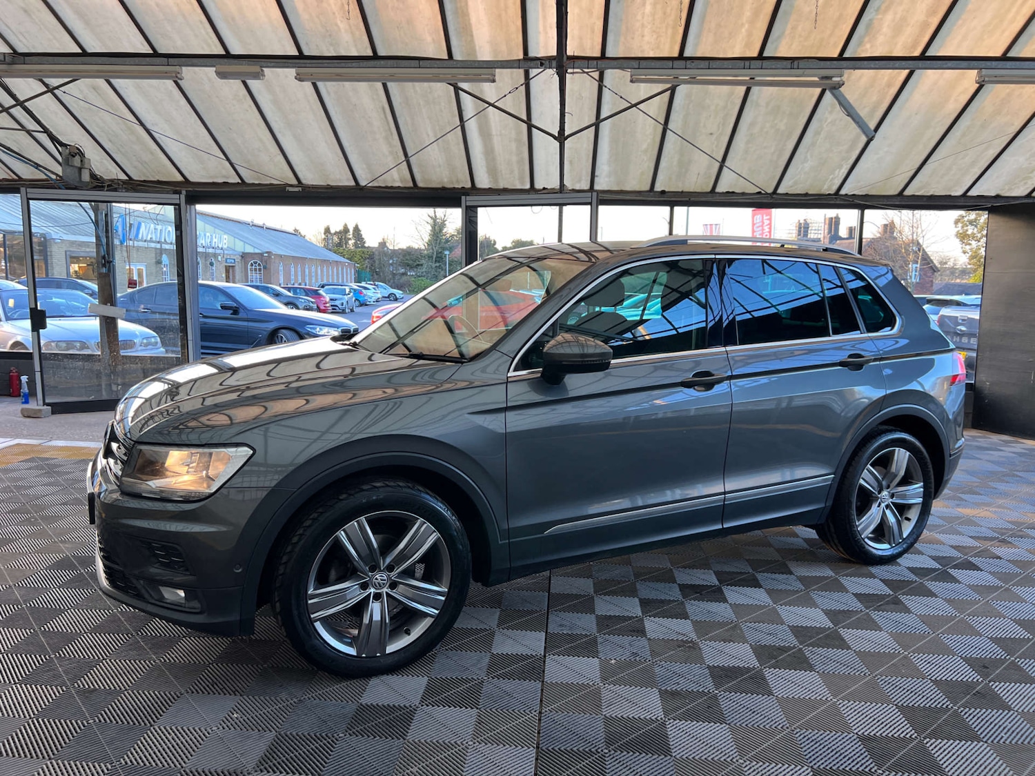 Used Volkswagen Tiguan 2019 for sale - 77945429: Photo 5