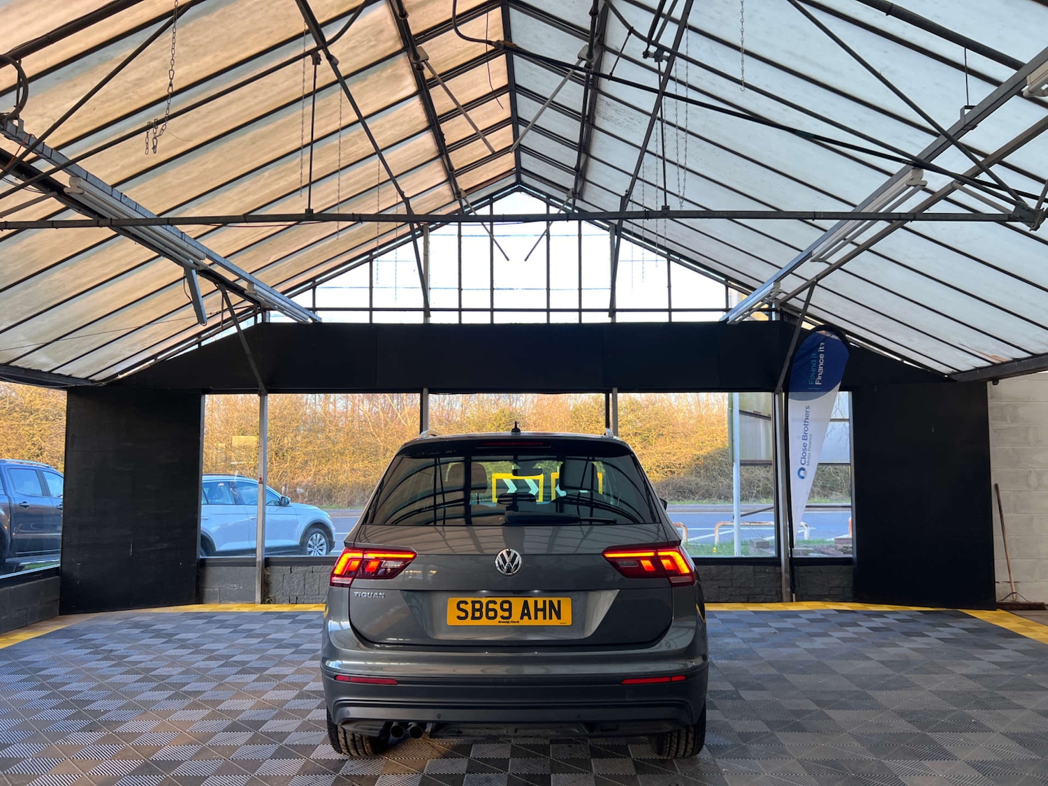 Used Volkswagen Tiguan 2019 for sale - 77945429: Photo 8