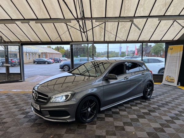 Used Mercedes-Benz A-Class 2014 for sale - 76174339: Photo 3