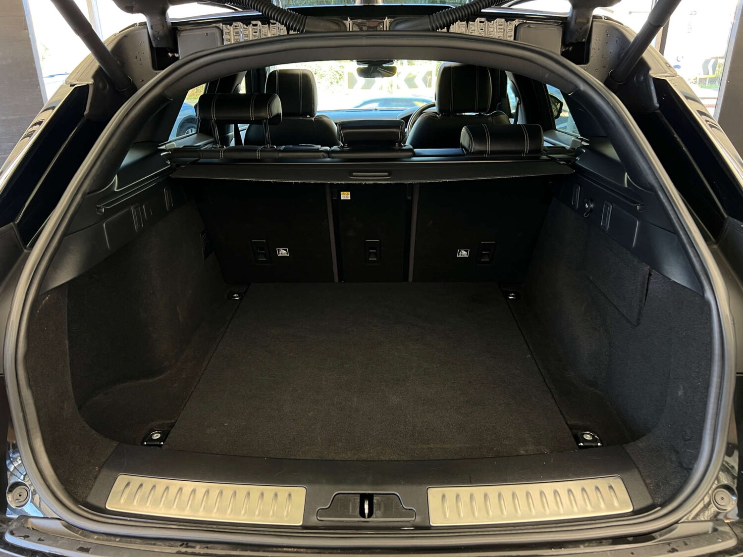 Used Land Rover Range Rover Velar 2018 for sale - 77930564: Photo 30