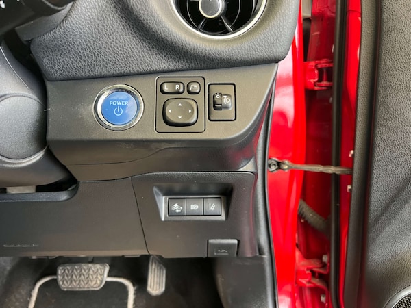 Used Toyota Yaris 2019 for sale - 76127571: Photo 17