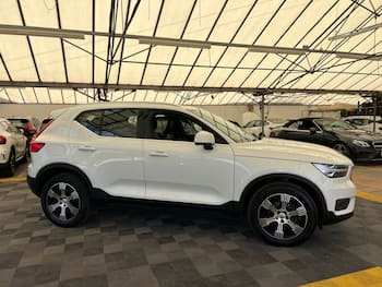 Used Volvo XC40 2020 for sale - 79696002: Photo