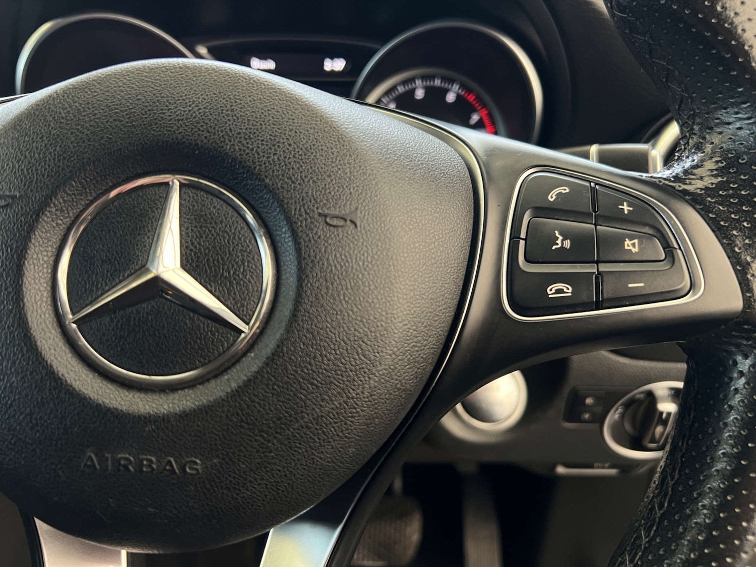 Used Mercedes-Benz GLA 2018 for sale - 77688304: Photo 16