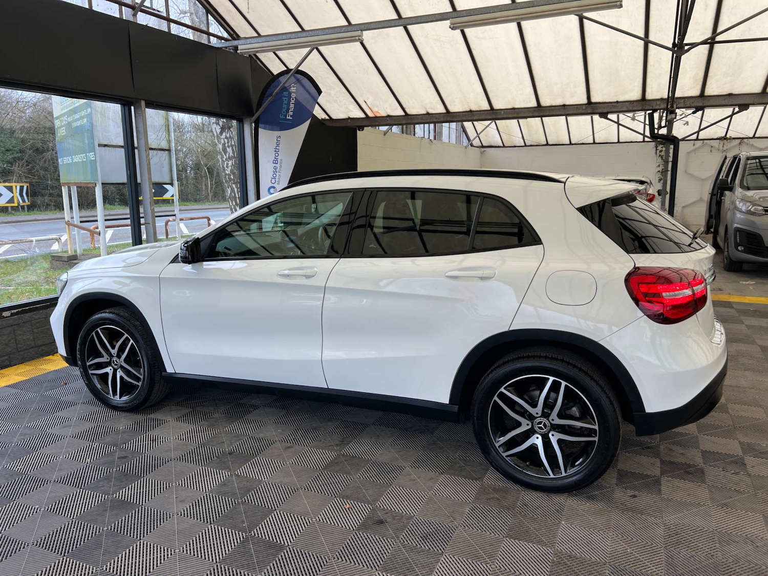 Used Mercedes-Benz GLA 2018 for sale - 77688304: Photo 7