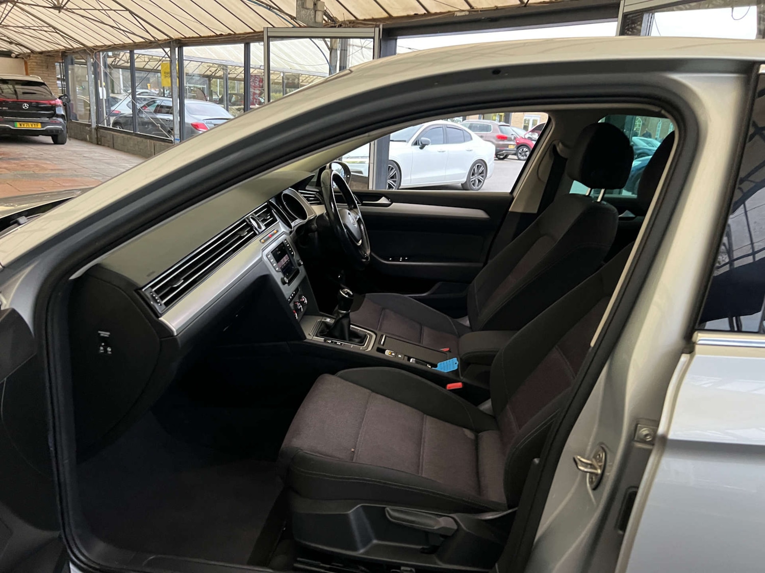 Used Volkswagen Passat 2016 for sale - 76505128: Photo 24