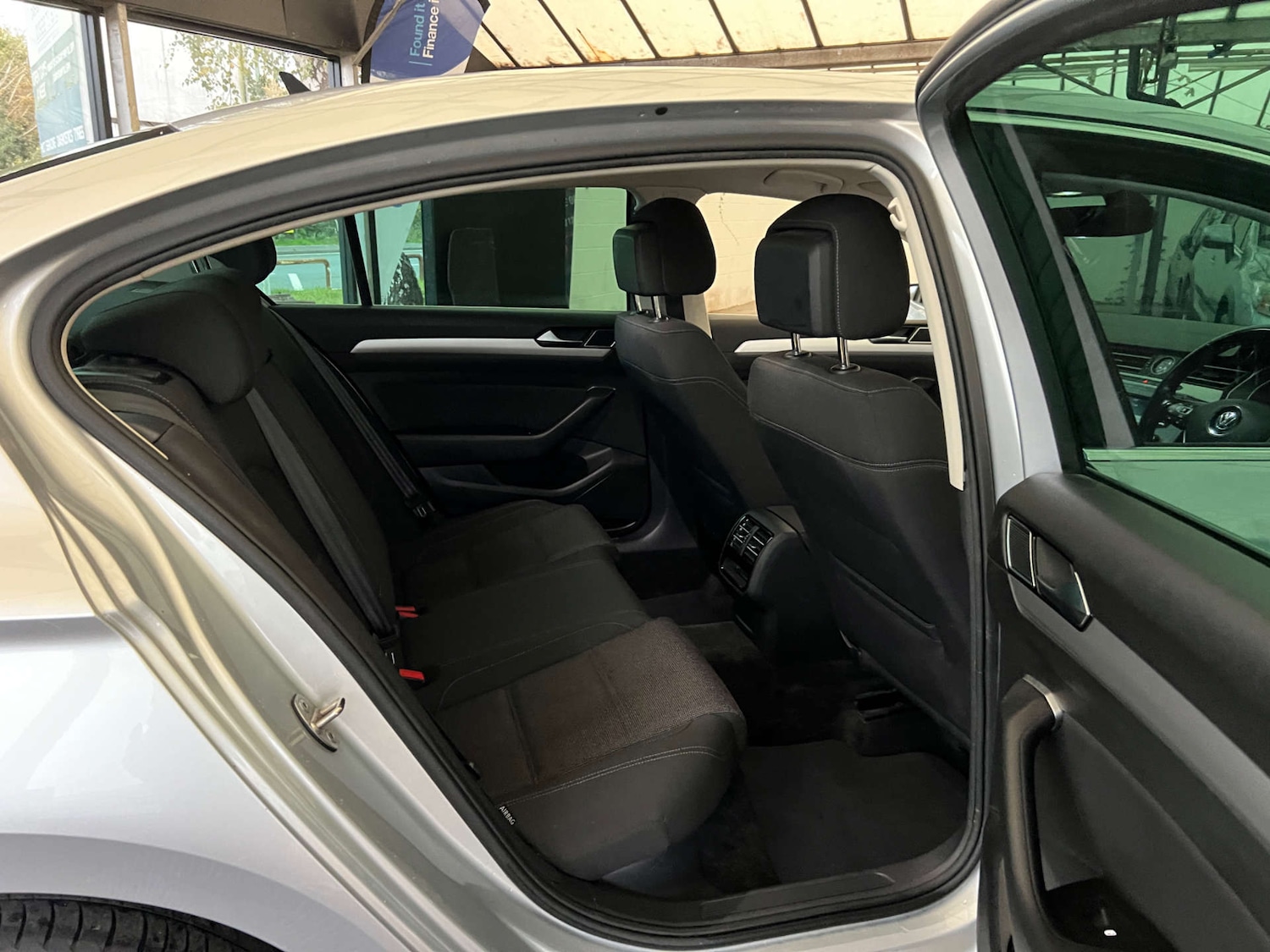 Used Volkswagen Passat 2016 for sale - 76505128: Photo 29