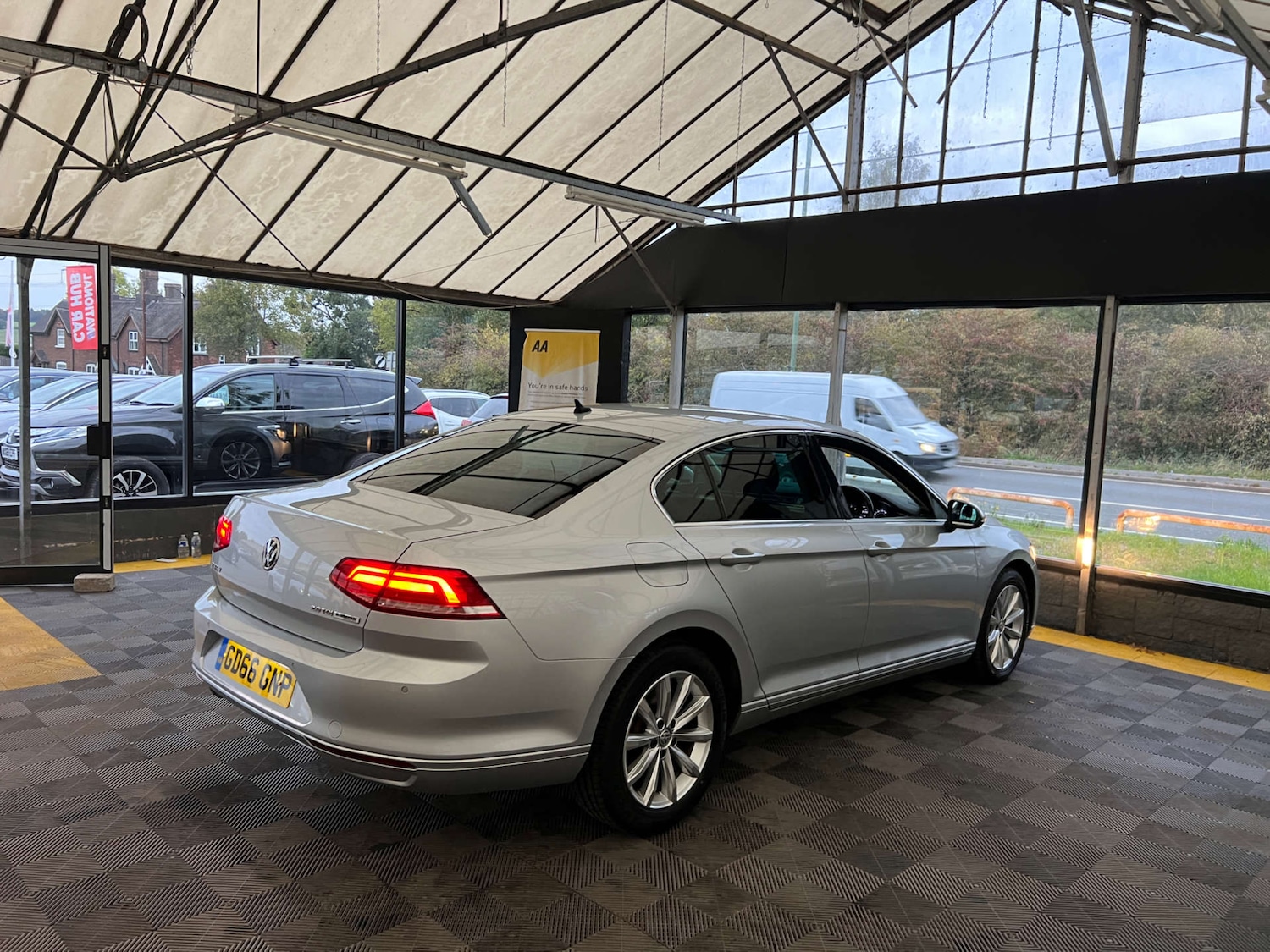 Used Volkswagen Passat 2016 for sale - 76505128: Photo 8