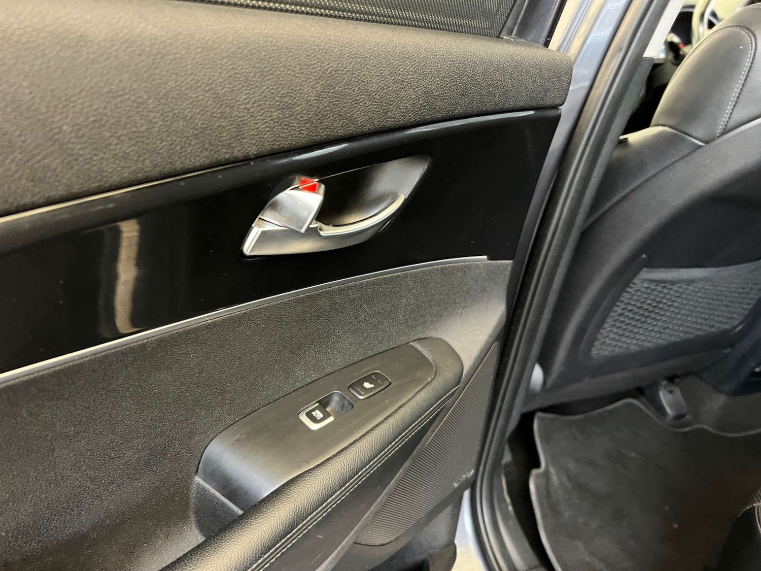 Used Kia Sorento 2016 for sale - 76735814: Photo 24