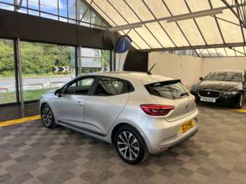 Used Renault Clio 2021 for sale - 75058343: Photo