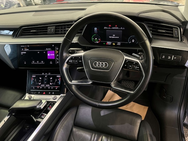 Used Audi e-tron 2020 for sale - 75628513: Photo 16