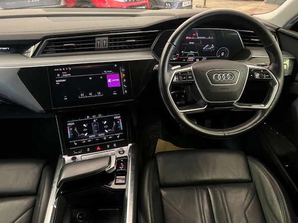 Used Audi e-tron 2020 for sale - 75628513: Photo 21