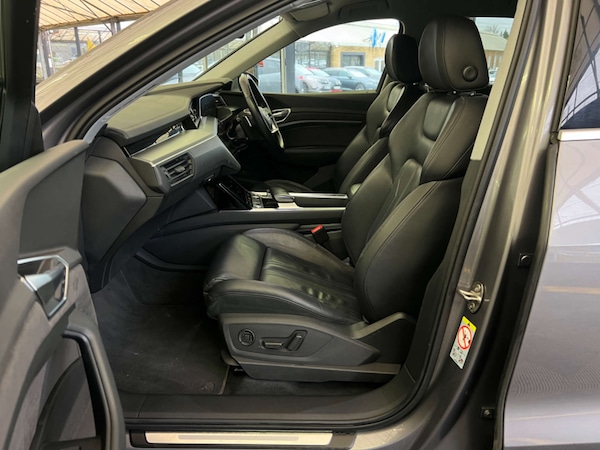 Used Audi e-tron 2020 for sale - 75628513: Photo 35