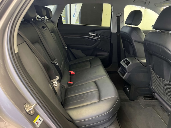 Used Audi e-tron 2020 for sale - 75628513: Photo 36