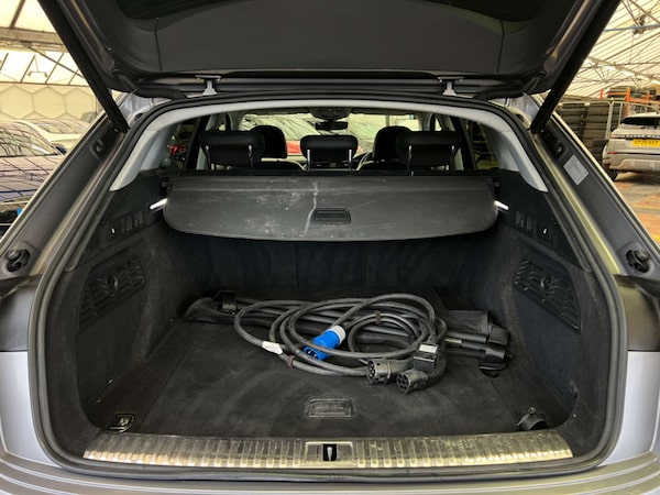 Used Audi e-tron 2020 for sale - 75628513: Photo 42