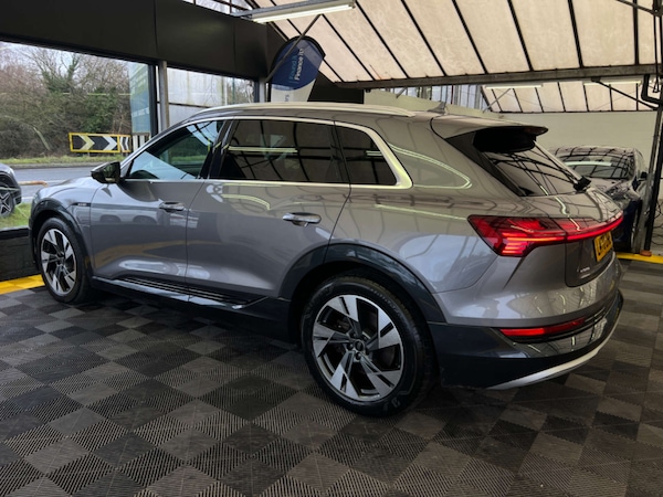 Used Audi e-tron 2020 for sale - 75628513: Photo 7