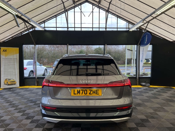 Used Audi e-tron 2020 for sale - 75628513: Photo 9