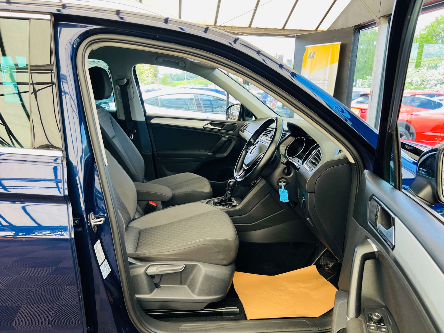 Used Volkswagen Tiguan 2016 for sale - 77168091: Photo 10