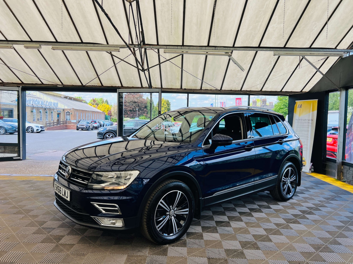 Used Volkswagen Tiguan 2016 for sale - 77168091: Photo 4