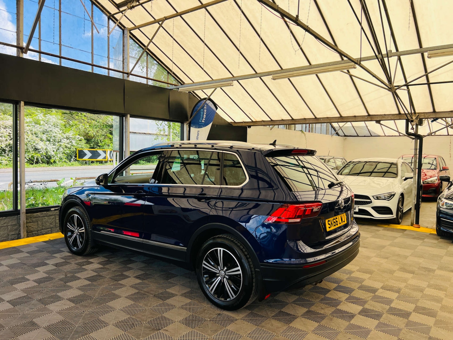 Used Volkswagen Tiguan 2016 for sale - 77168091: Photo 6