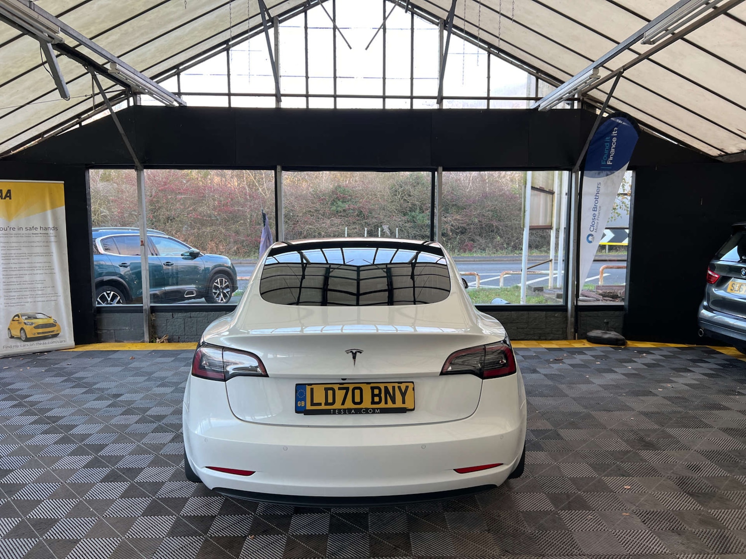 Used Tesla Model 3 2020 for sale - 76687511: Photo 7