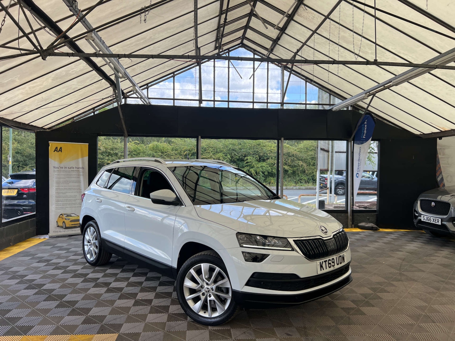 Used Skoda Karoq 2020 for sale - 76919161: Photo 1