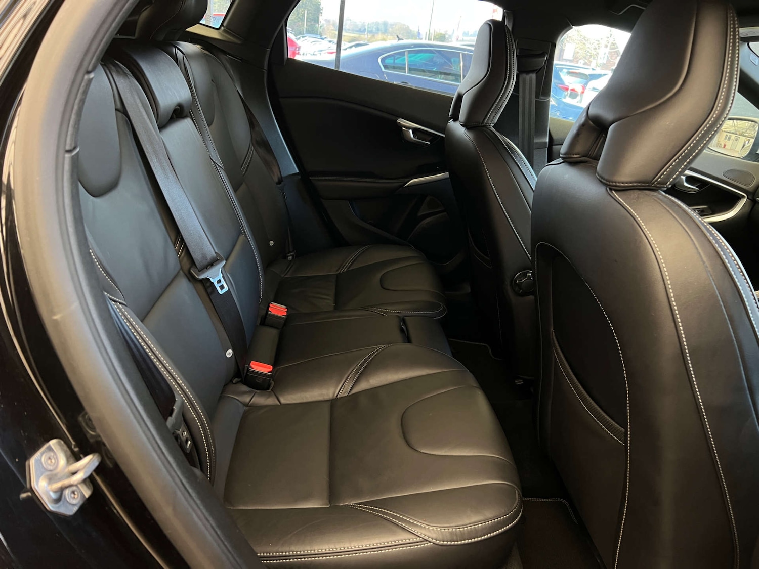 Used Volvo V40 2019 for sale - 77979876: Photo 24