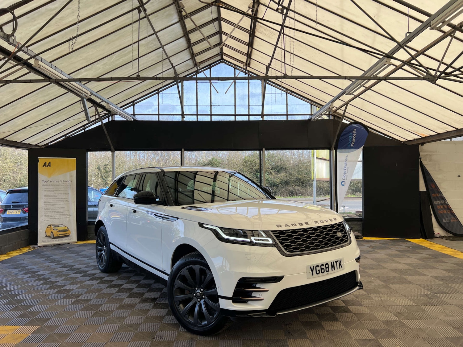 Used Land Rover Range Rover Velar 2018 for sale - 77656588: Photo 1