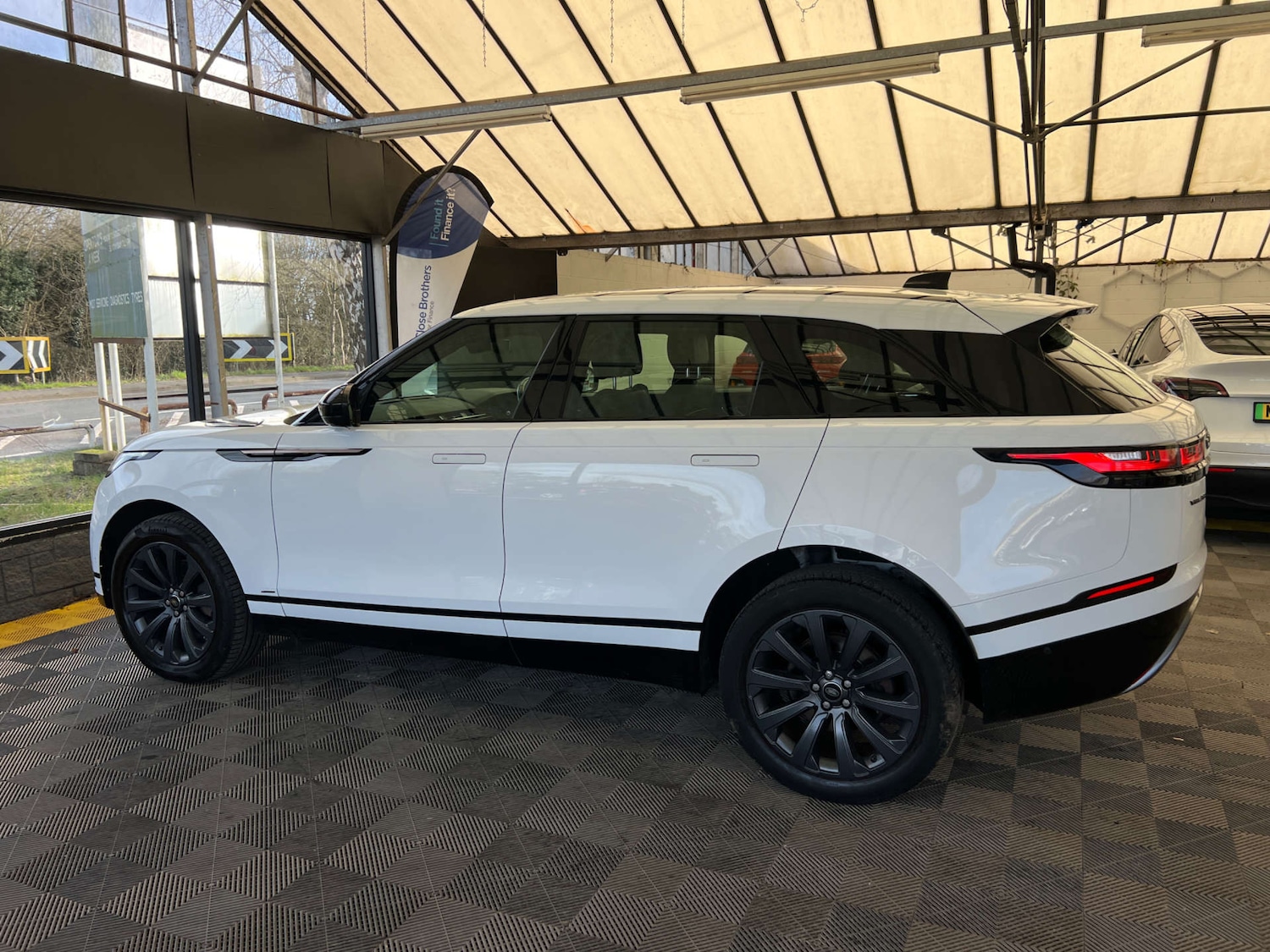 Used Land Rover Range Rover Velar 2018 for sale - 77656588: Photo 7