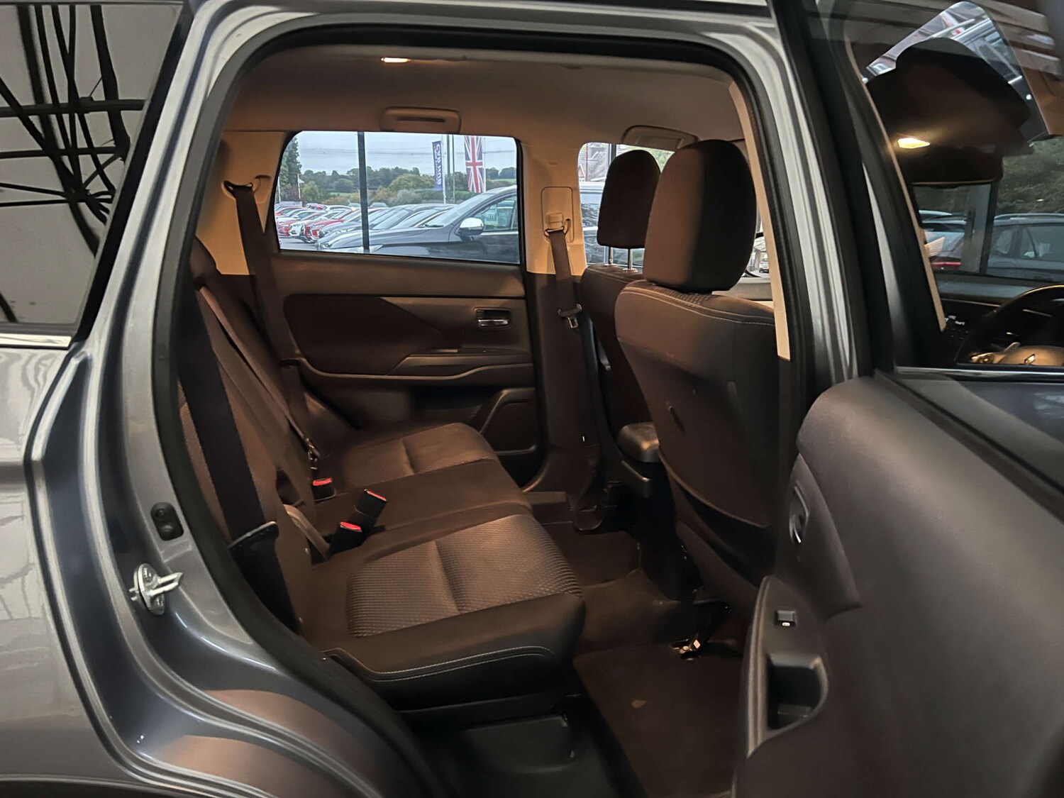 Used Mitsubishi Outlander 2017 for sale - 77745450: Photo 22