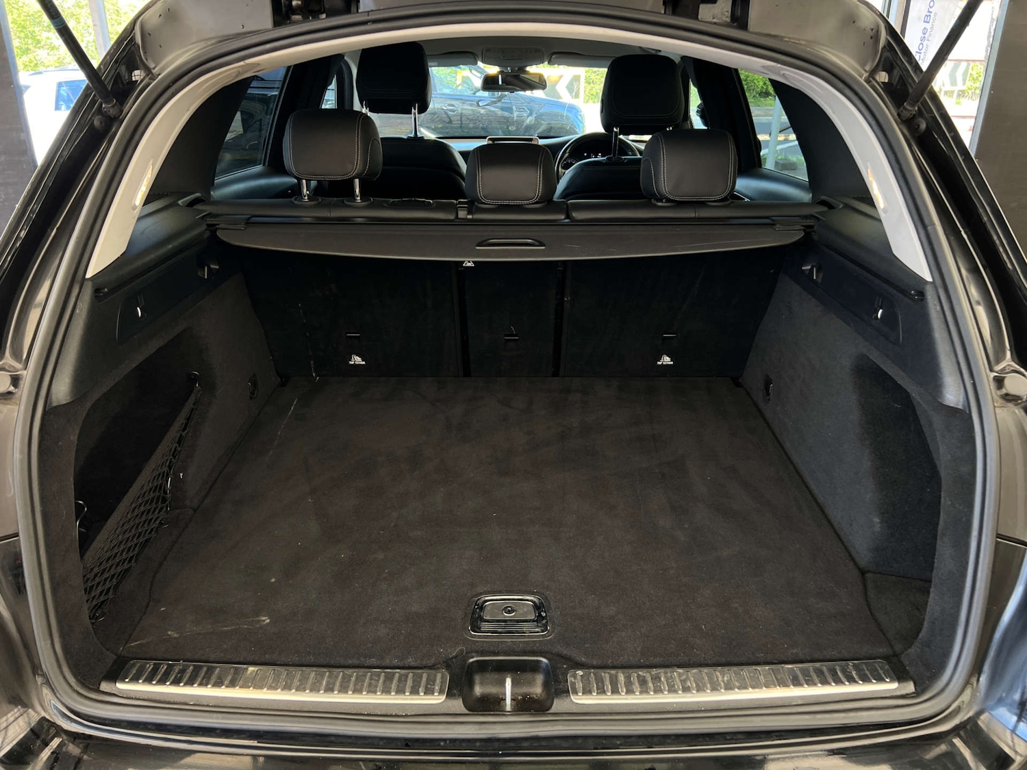 Used Mercedes-Benz GLC 2018 for sale - 78155648: Photo 28