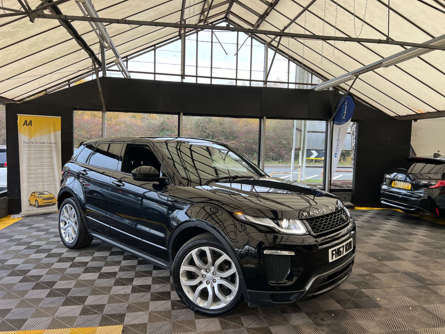 Used Land Rover Range Rover Evoque 2017 for sale - 76483211: Photo 1