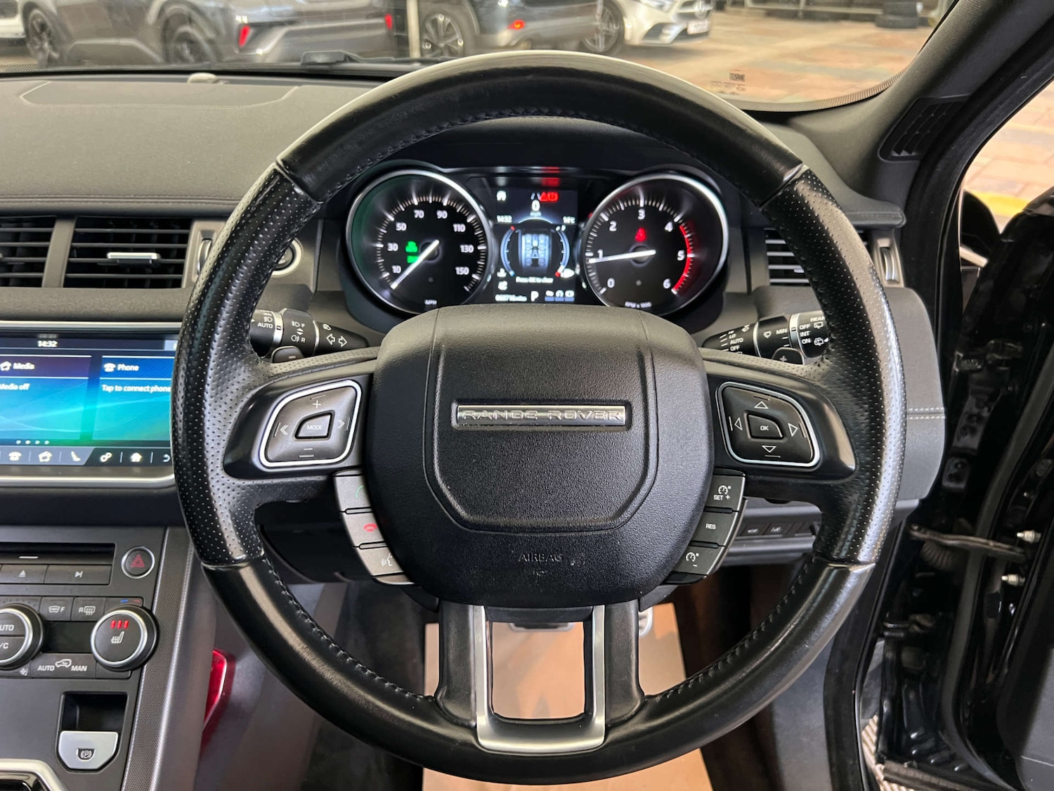 Used Land Rover Range Rover Evoque 2017 for sale - 76483211: Photo 12