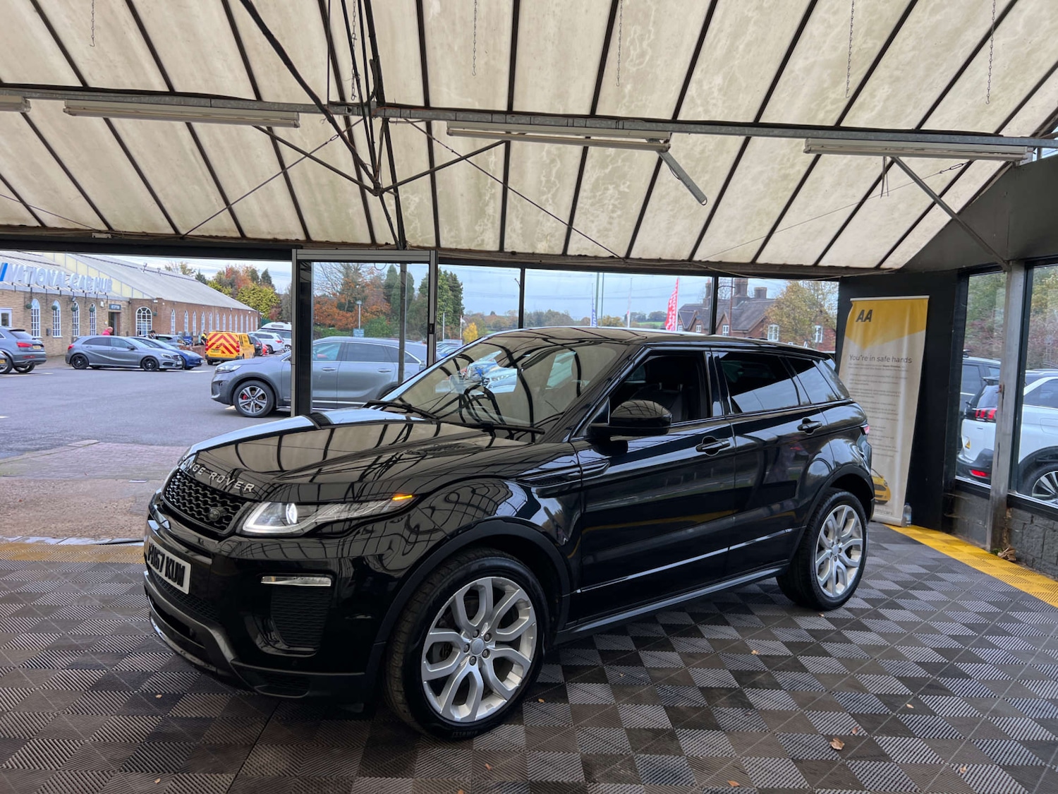 Used Land Rover Range Rover Evoque 2017 for sale - 76483211: Photo 4