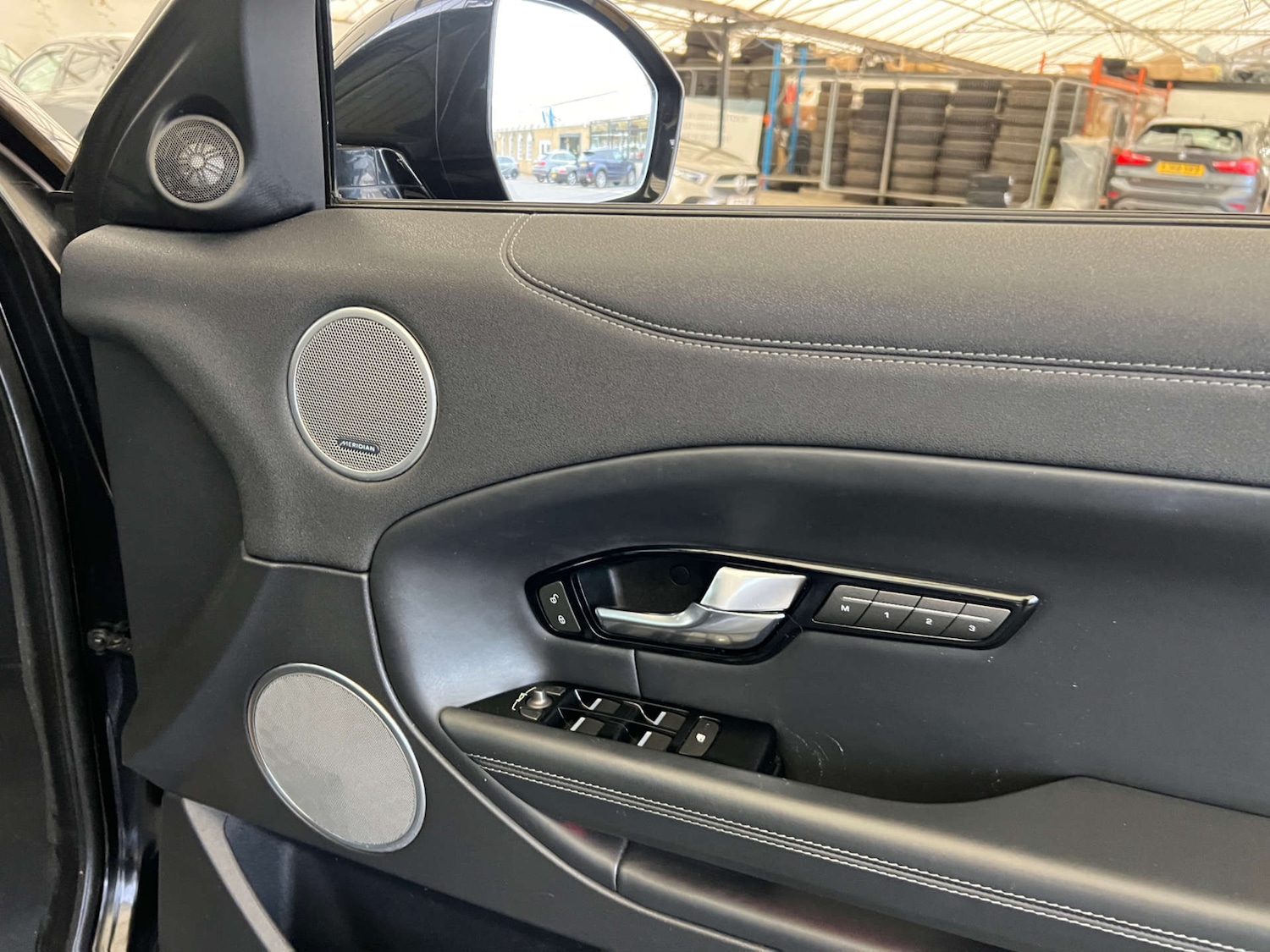 Used Land Rover Range Rover Evoque 2017 for sale - 76483211: Photo 8