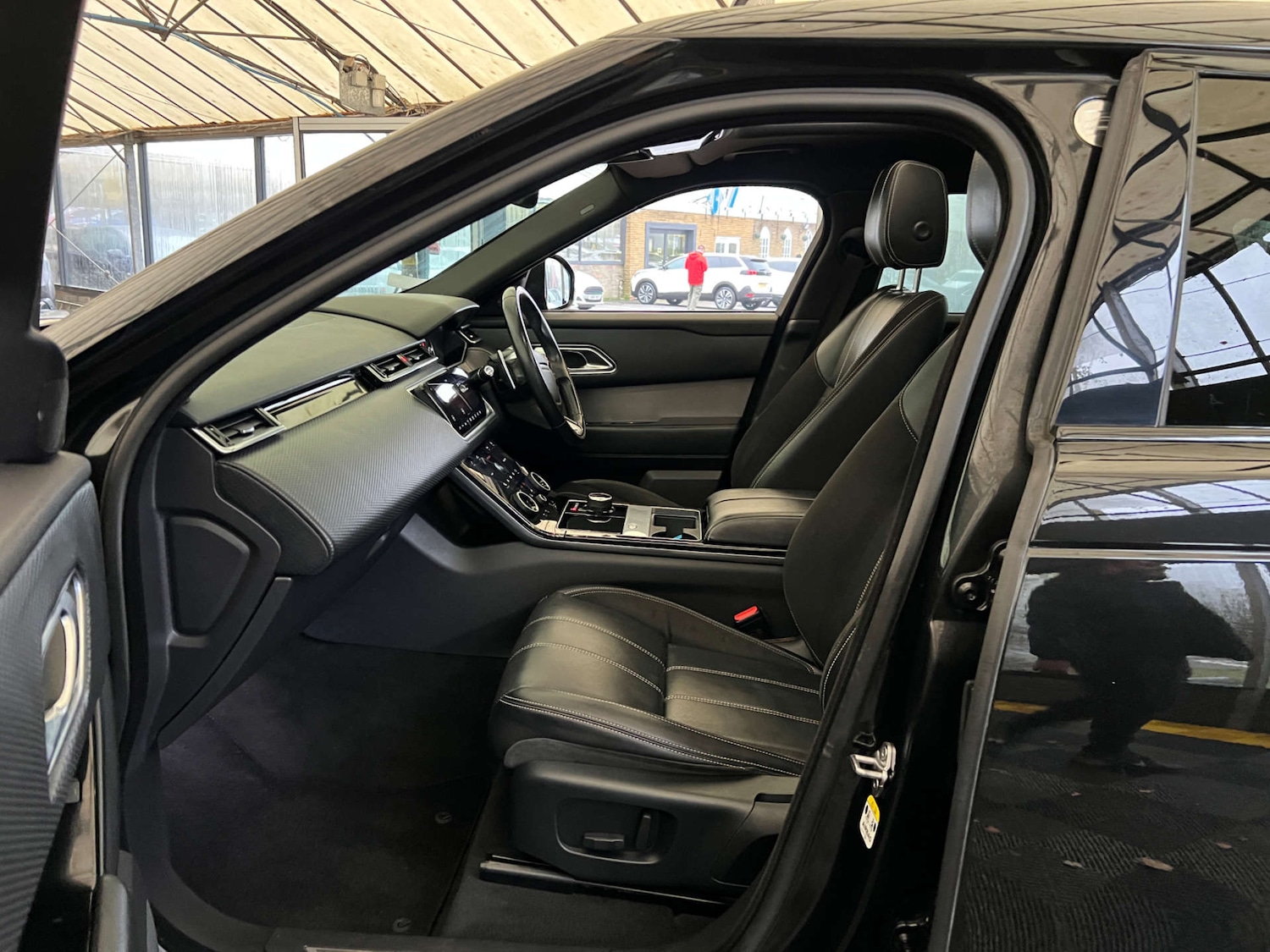 Used Land Rover Range Rover Velar 2018 for sale - 76591665: Photo 25