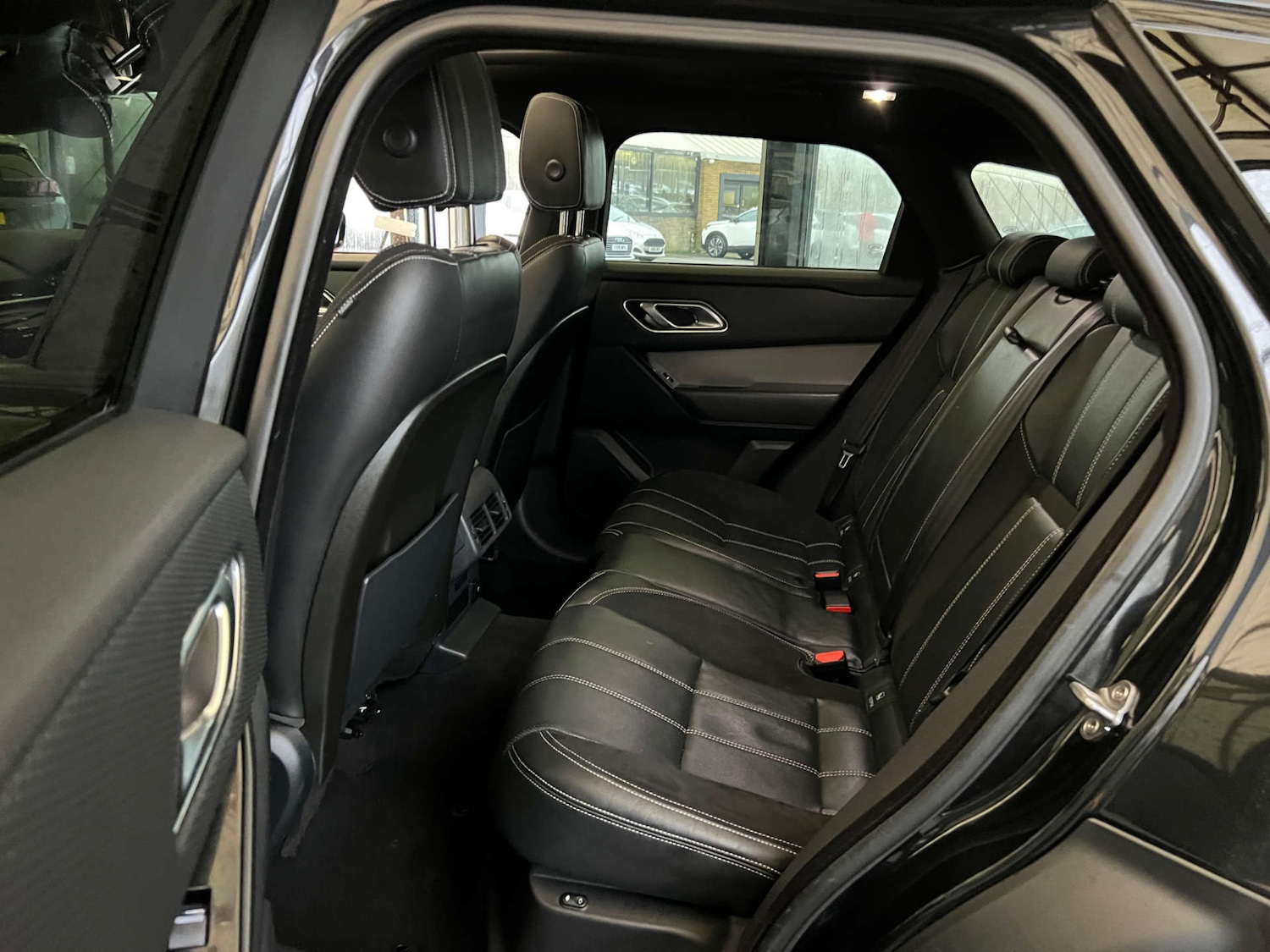 Used Land Rover Range Rover Velar 2018 for sale - 76591665: Photo 31