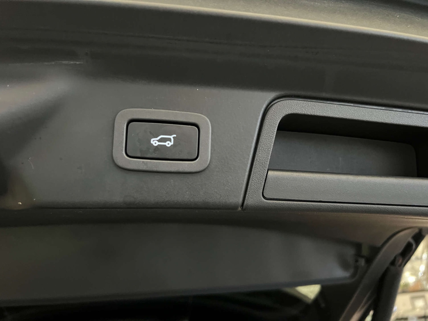 Used Land Rover Range Rover Velar 2018 for sale - 76591665: Photo 35