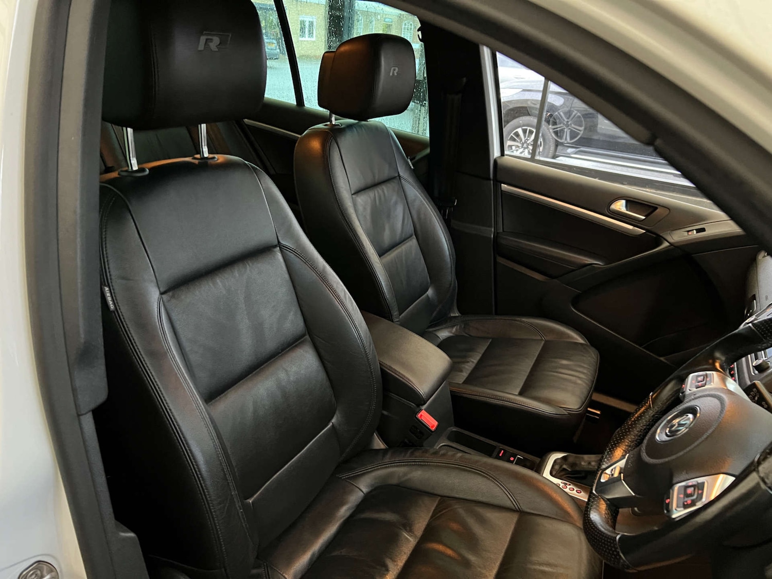 Used Volkswagen Tiguan 2015 for sale - 76477437: Photo 10