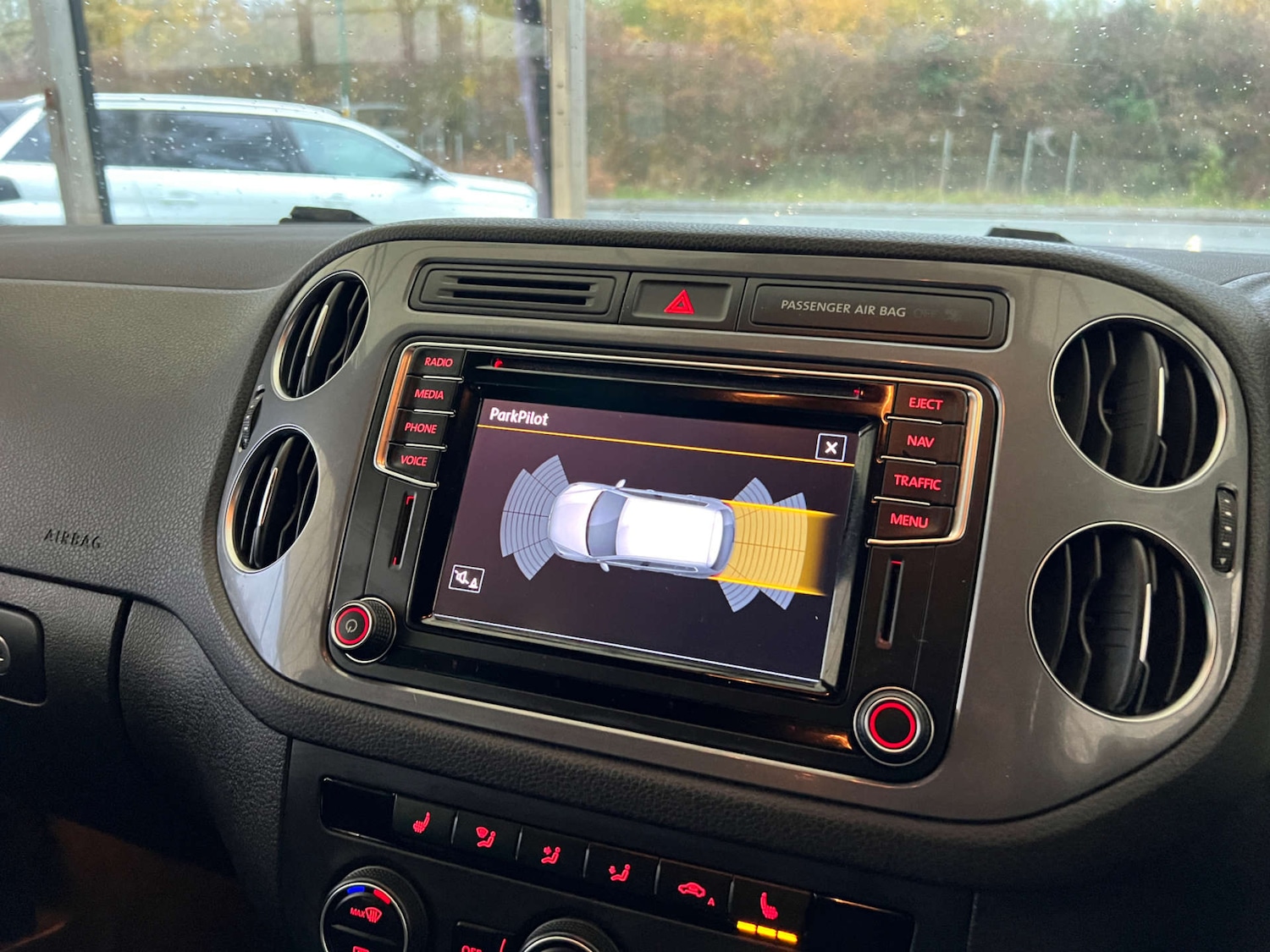 Used Volkswagen Tiguan 2015 for sale - 76477437: Photo 23